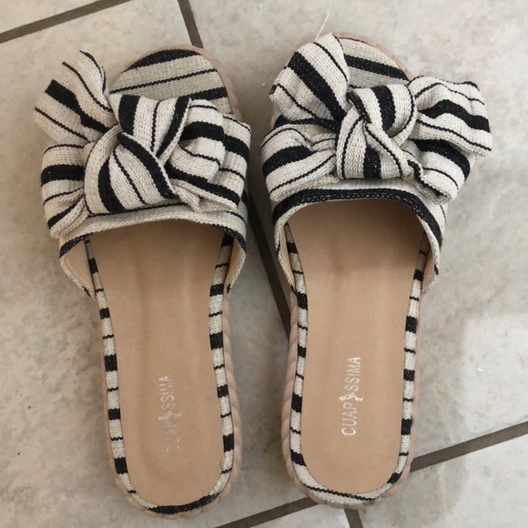 Shoes - Picture 2 of 4